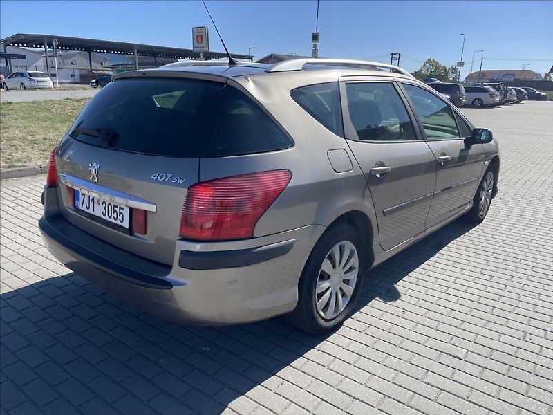 Peugeot 407 2,0 HDi 100kw SW Klima ESP - fotka 28 z 30