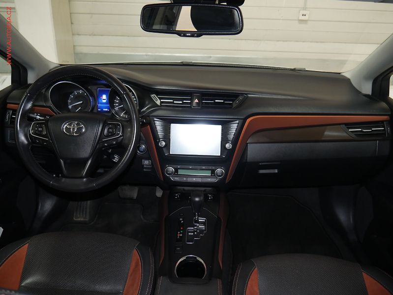 Toyota Avensis (2017) 1.8i, 2.maj,ČR, AT - fotka 8 z 23