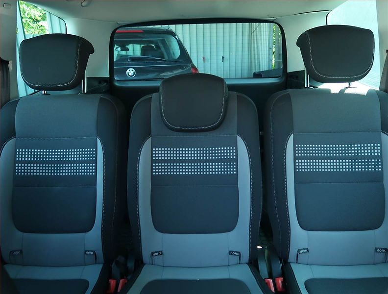Volkswagen Sharan (2013) 2.0 TDI, Serv.kniha, Navi - fotka 10 z 21
