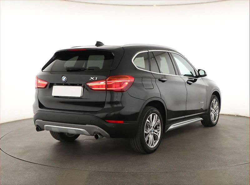 BMW X1 (2017) xDrive20d, 4X4, Automat - fotka 5 z 20