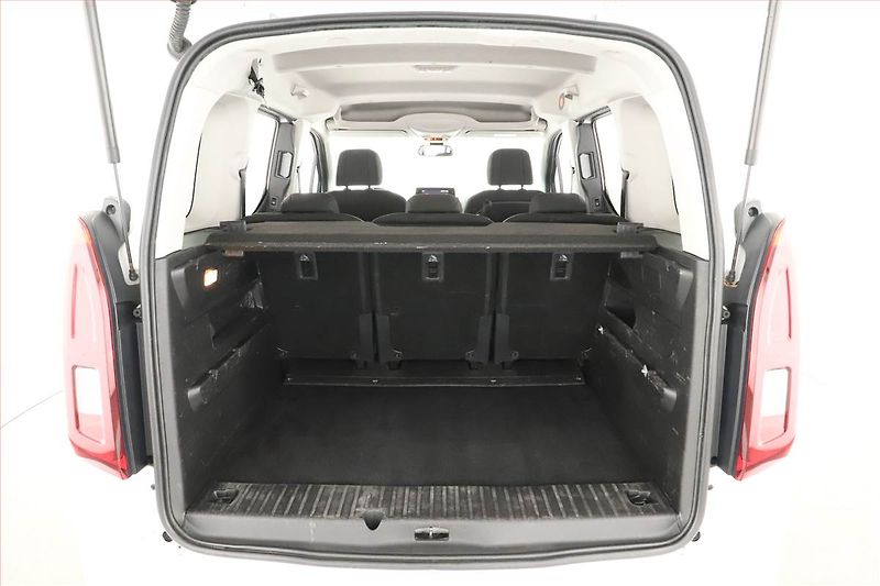 Opel Combo (2021) Elegance 1.5 CDTI, 5Míst, ČR - fotka 11 z 18