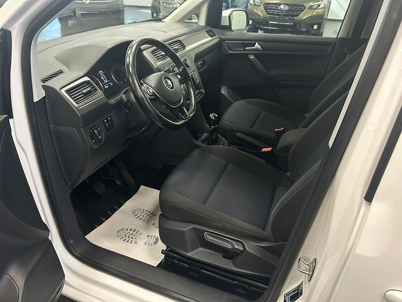 Volkswagen Caddy (2016) Maxi Life 1.4 TGI 2016 | Záruk - fotka 15 z 62