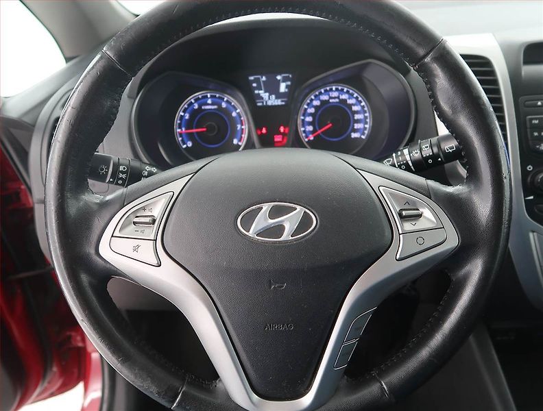 Hyundai ix20 (2012) 1.4 CVVT - fotka 16 z 16