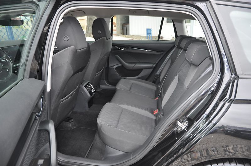 Škoda Octavia IV 1.5TSi 110kW KOMBI - fotka 7 z 17