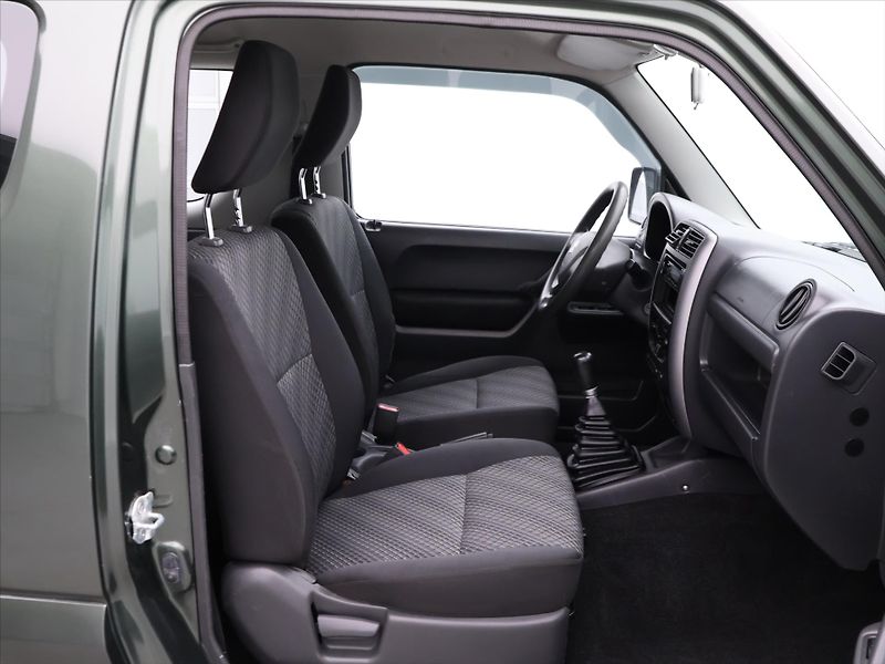 Suzuki Jimny 1.3 VVT 62kW STYLE 4X4 - fotka 11 z 24