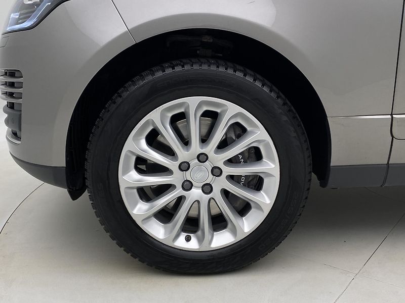 Land Rover Range Rover 4.4 SDV8 VOGUE AWD AUT  - fotka 34 z 51