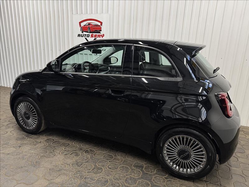 Fiat 500e ELECTRIC DRIVE 70kW ICON - fotka 5 z 38