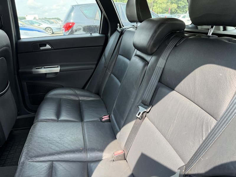 Volvo V50 2.0 D - fotka 11 z 20