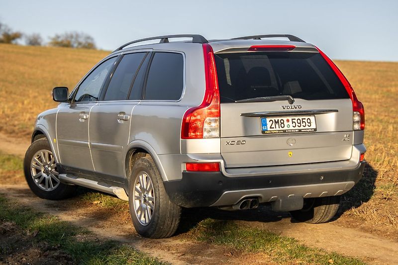 Volvo XC90 DVD, nezávislé topení, tažné. - fotka 7 z 43