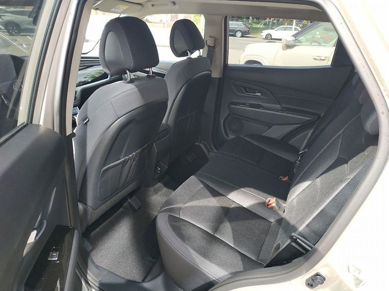 KGM Korando 1.5T, Style+2WD, AT, SKLADEM - fotka 13 z 31