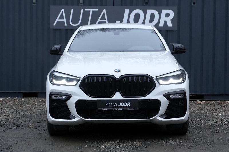 BMW X6 40d, Vzduch, Ventilace, ČR - fotka 12 z 37