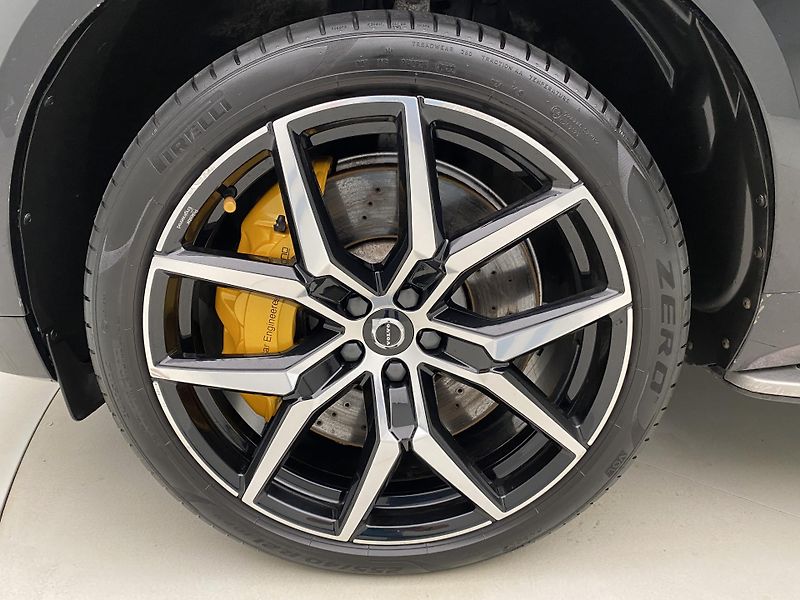 Volvo XC60 AWD POLESTAR AUT CZ 1.maj - fotka 40 z 65