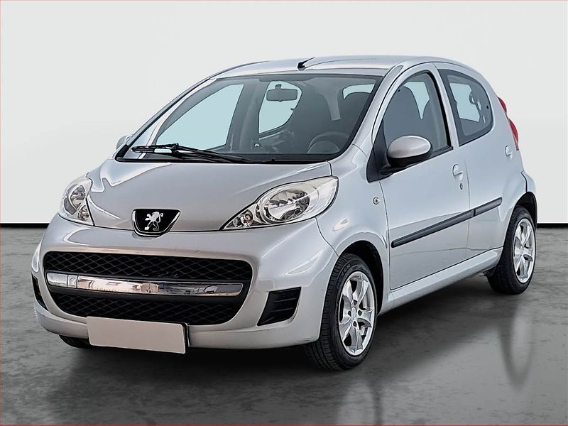 Peugeot 107 (2011) 1.0, nová STK, jezdí skvěle - fotka 2 z 13