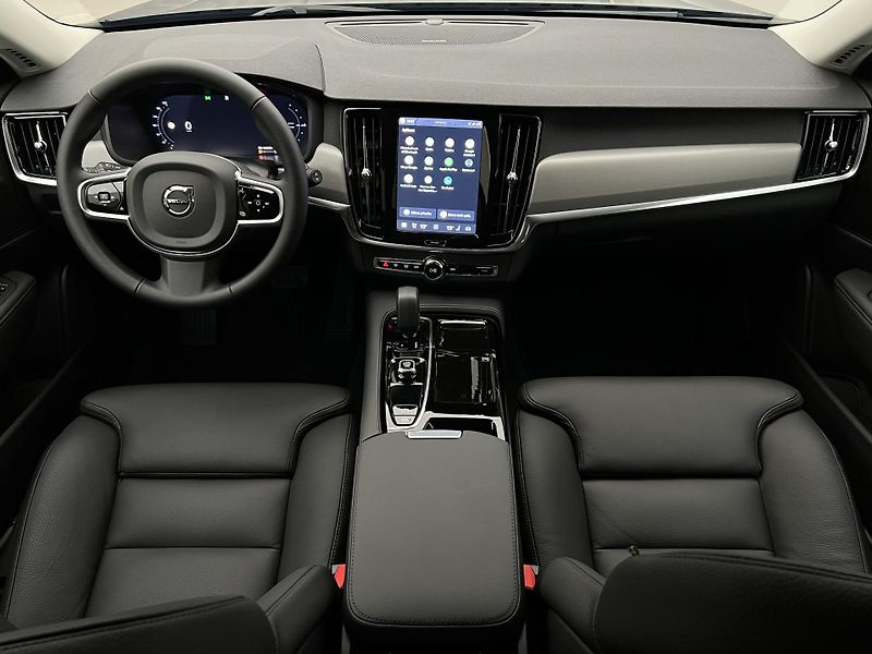 Volvo V90 T6 AWD RECHARGE CORE AUT  - fotka 2 z 47