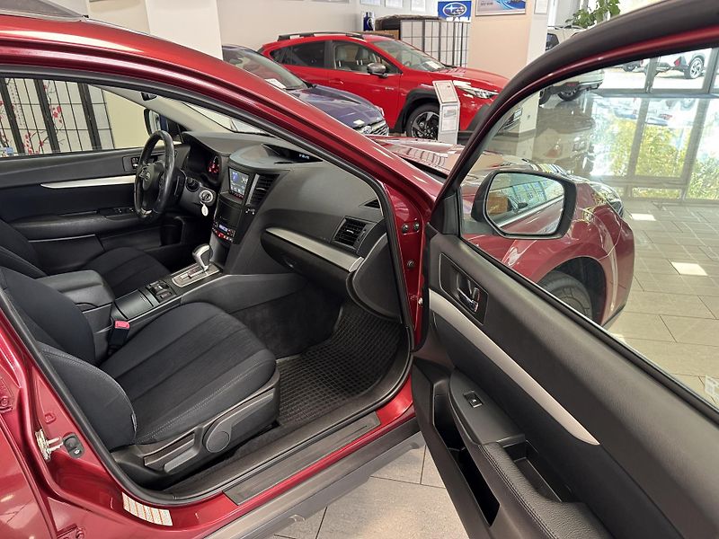 Subaru Outback 2.0D Comfort Cross Line CVT,CZ - fotka 10 z 50