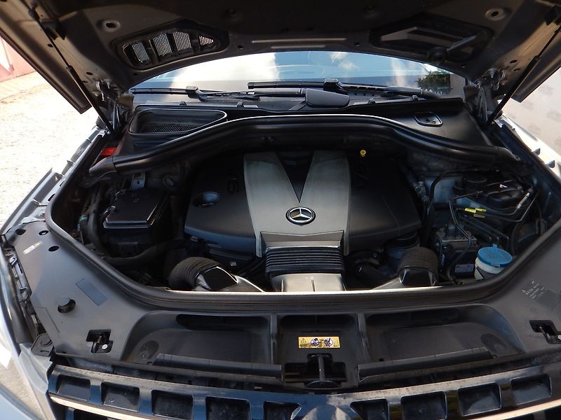 Mercedes-Benz Třídy M ML 350 BLUETEC 4MATIC - fotka 17 z 17