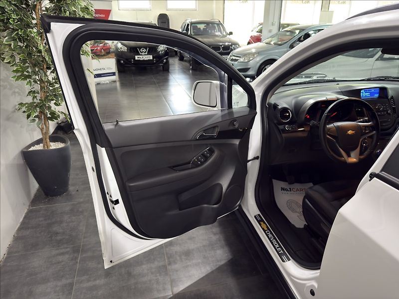 Chevrolet Orlando 1,8   i LT+ 7 MÍST AC TZ ČR TO - fotka 6 z 40
