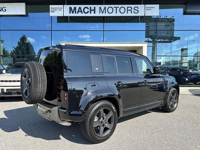 Land Rover Defender 110 X-Dynamic SE D250 AWD AUT - fotka 6 z 15