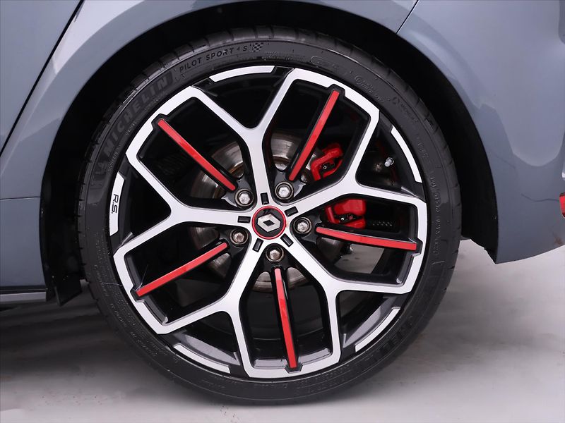 Renault Mégane 1,8 RS 300 Trophy Aut. CZ - fotka 33 z 40