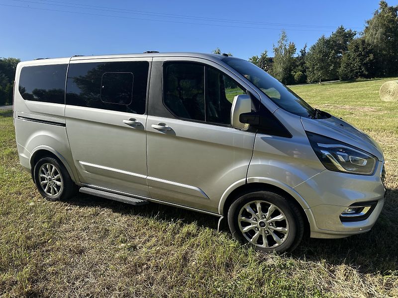 Ford Tourneo Custom (2018) Titanium X na novych pneu - fotka 2 z 18