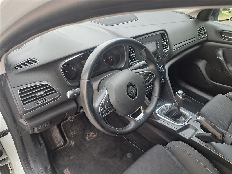 Renault Mégane 1,5 dCi Grandtour - fotka 13 z 41