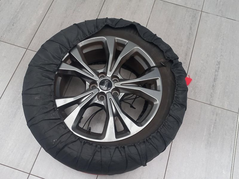 Ford Kuga (2021) ST-Line X 1.5 EcoBoost 110kw, - fotka 15 z 30