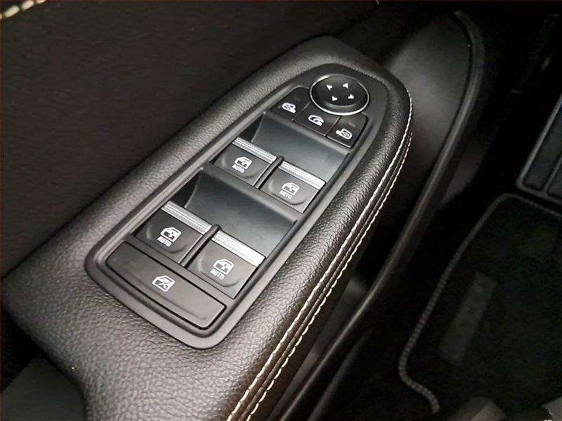 Renault Arkana (2023) Intens E-Tech - fotka 18 z 24