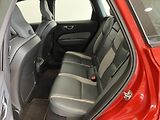 Volvo XC60 B4 AWD R-Design AT8, ČR - náhled 14
