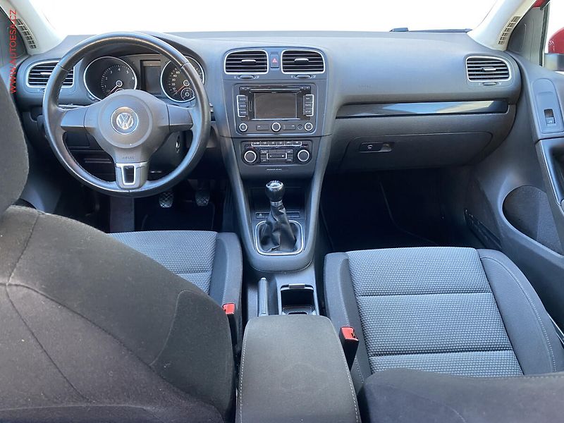 Volkswagen Golf (2012) 1.2TSi, ČR, Comfort, navi - fotka 8 z 16