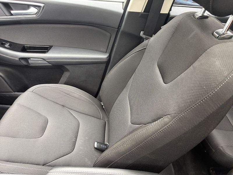 Ford S-MAX Titanium 7-míst záruka od - fotka 16 z 20