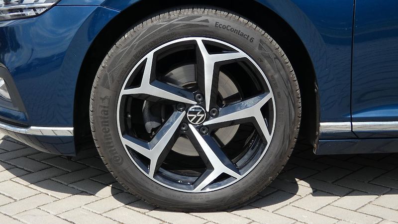 Volkswagen Passat 2.0 TDI 147kW BMT 4MOT DSG Ele - fotka 21 z 22
