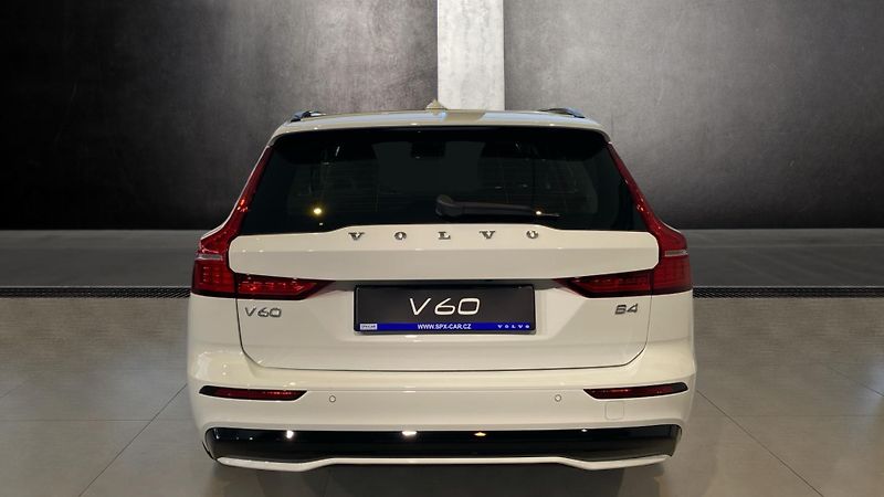 Volvo V60 (2026) PLUS DARK, B4, 145+10 kW / 197 - fotka 6 z 14