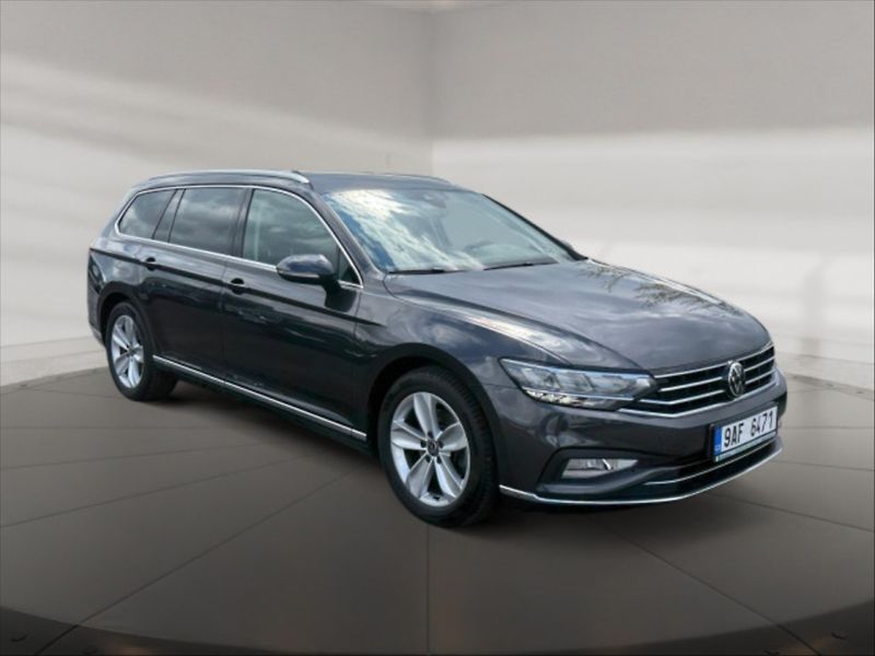 Volkswagen Passat 2,0 TDI Elegance DSG - fotka 1 z 10