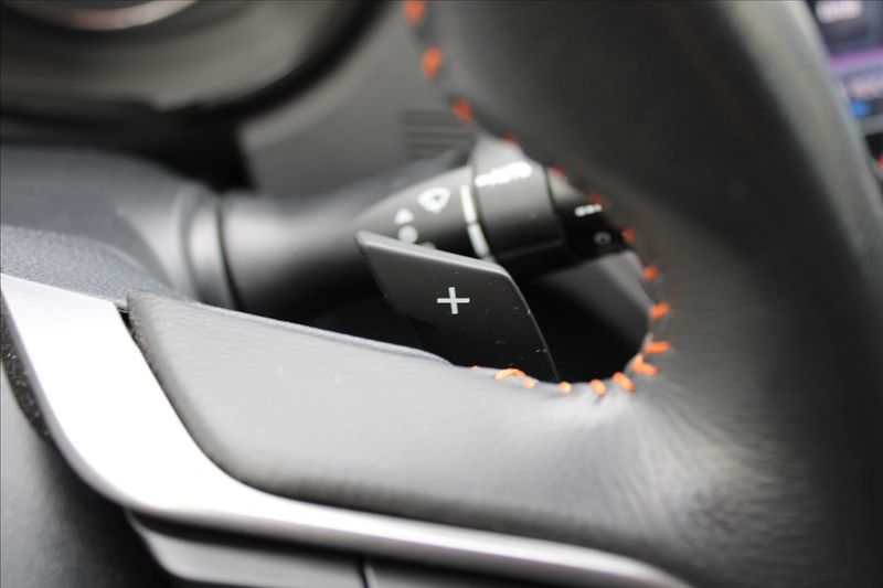 Subaru XV 1,6 i  1.MAJ, EXECUTIVE - fotka 16 z 37
