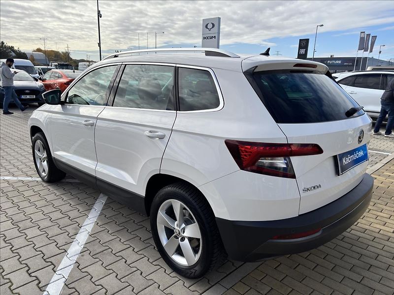 Škoda Karoq 2,0 TDI 110kW Style 4x4 - fotka 3 z 48