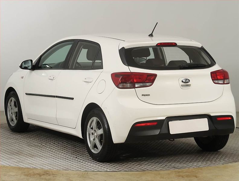 Kia Rio (2017) 1.25 CVVT, ČR,1.maj - fotka 4 z 17