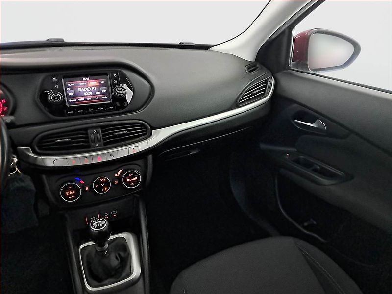 Fiat Tipo (2017) 1.4 T-Jet LPG, LPG, Navi - fotka 8 z 19