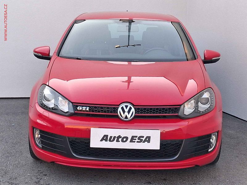 Volkswagen Golf (2011) 2.0 TSi, GTi, DSG - fotka 2 z 20