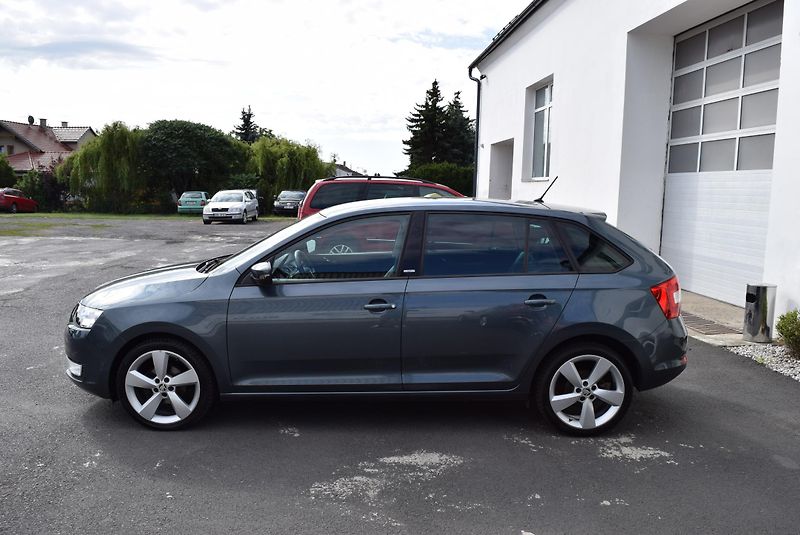 Škoda Rapid (2016) 1.2TSI 66kw AMBITION JOY XENON - fotka 10 z 49