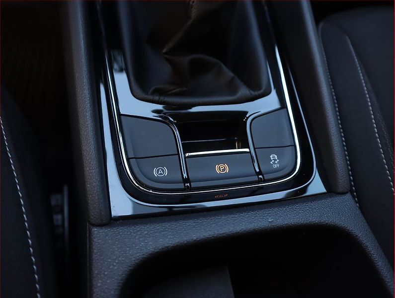 Škoda Karoq (2022) Ambition 2.0 TDI - fotka 19 z 23