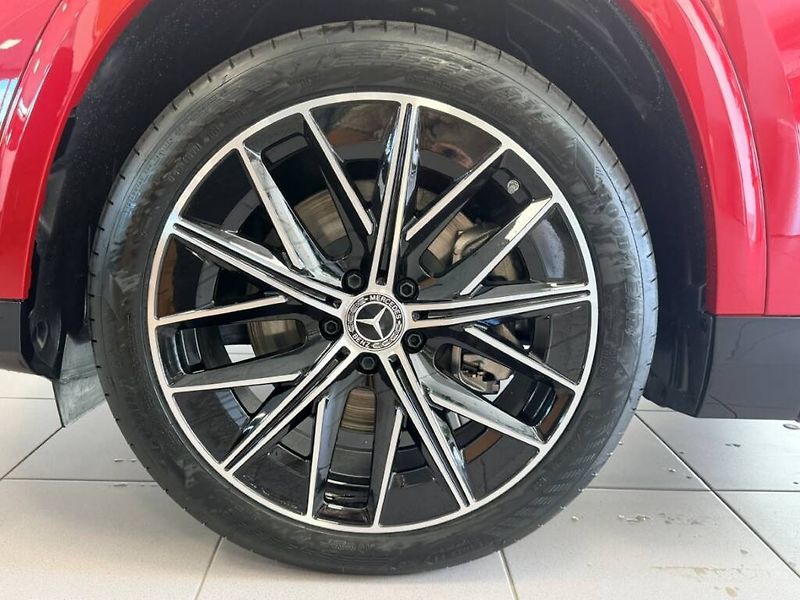 Mercedes-Benz GLB (2026) 350 4MATIC s technologií EQ - fotka 5 z 6