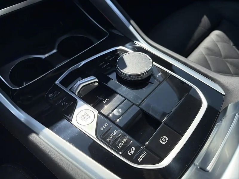 BMW X6 xDrive30d M-Sport NezT Pano Ma - fotka 9 z 10