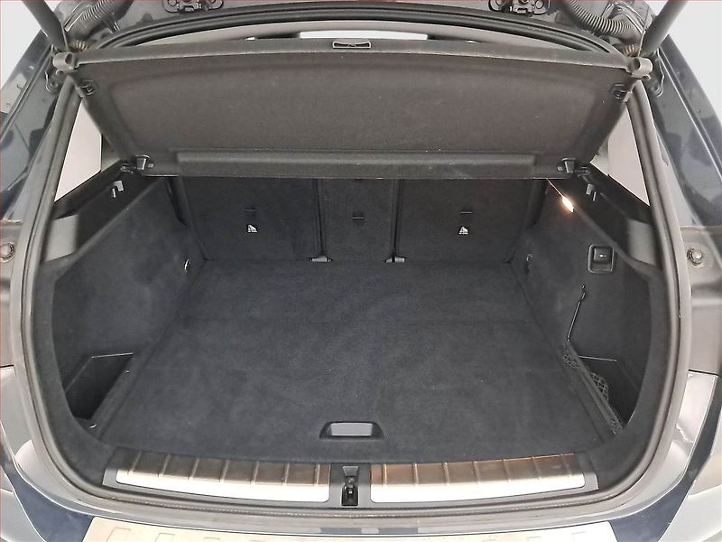 BMW X1 (2017) xDrive18d, 4X4, Automat - fotka 14 z 22