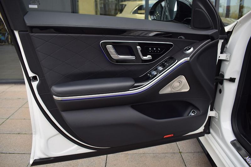 Mercedes-Benz Třídy S (2021) S400d AMG L 4M/360/Masáže/HUD/ - fotka 22 z 48