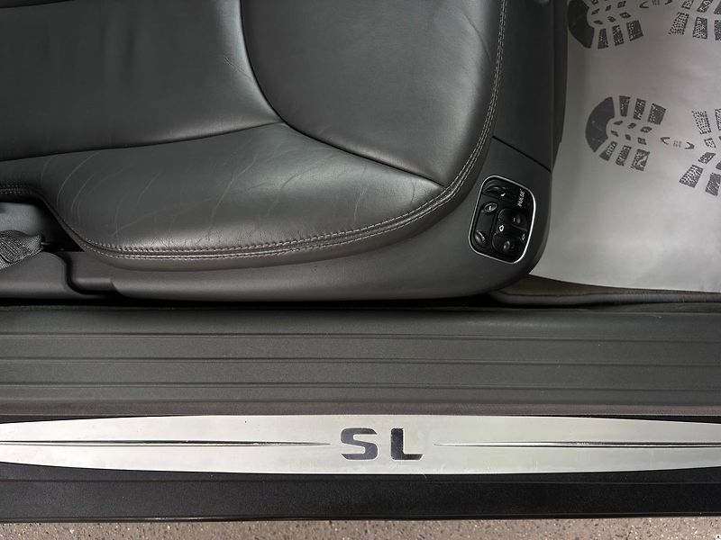 Mercedes-Benz SL SL500-225KW/2002/2MAJ-PRAV.SER - fotka 21 z 40