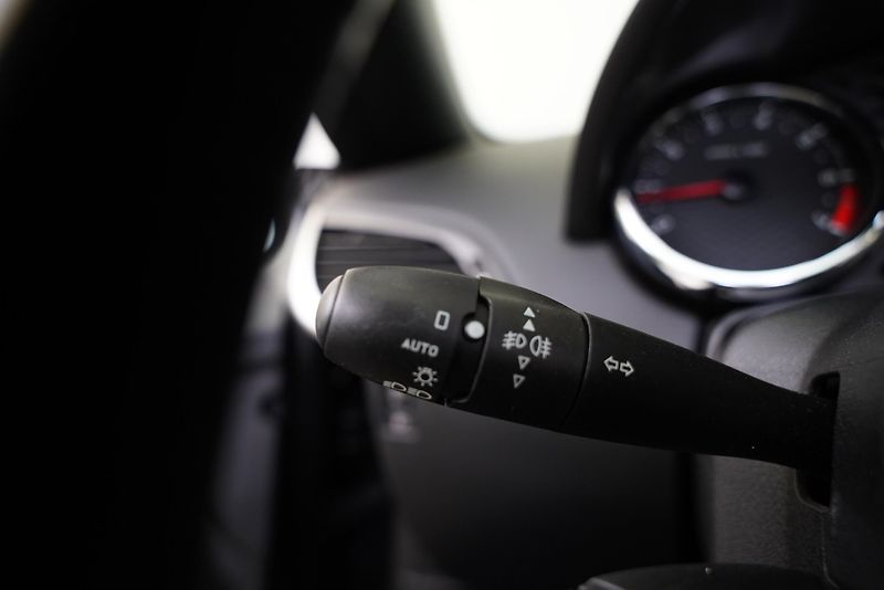 Peugeot 207 - fotka 15 z 23
