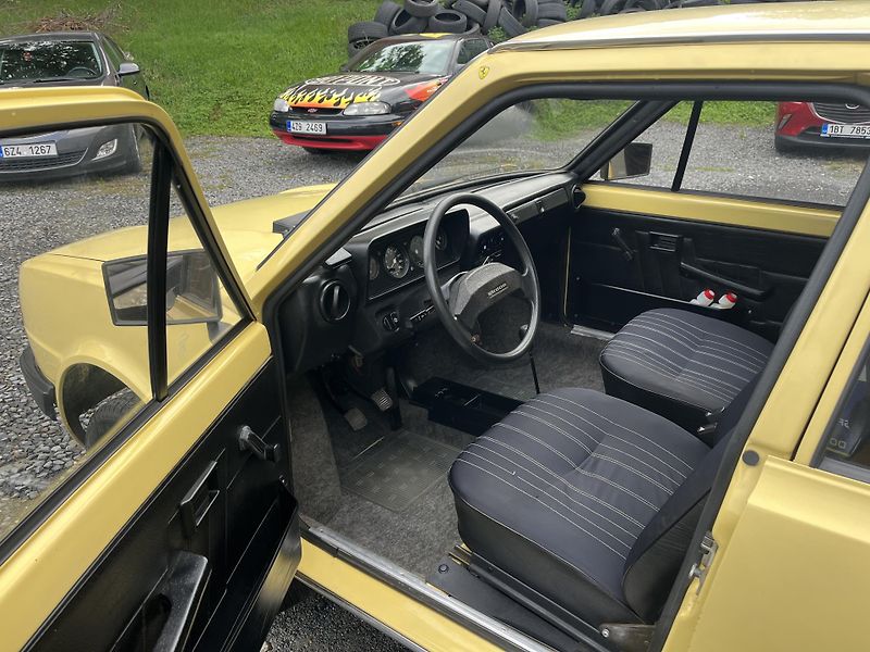 Škoda 120 (1983) 120L 36 Kw Orig.STAV 1.Majitel - fotka 9 z 22