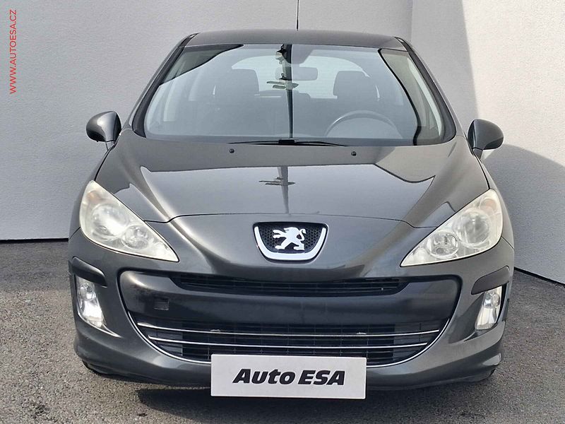 Peugeot 308 (2008) 1.4i, ČR, Klima - fotka 2 z 14