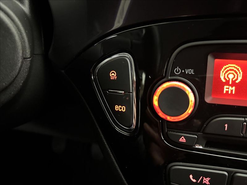 Opel Corsa 1,3 CDTi 70kW KLIMA LED 2XKOLA - fotka 17 z 30