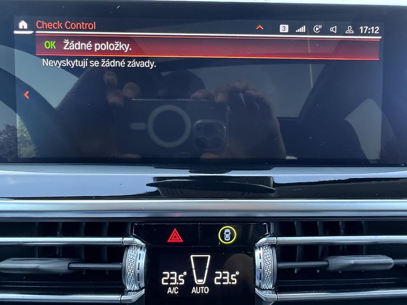 BMW X3 (2023) 20d LASER,PANO,HUD,servis 6/26 - fotka 41 z 51
